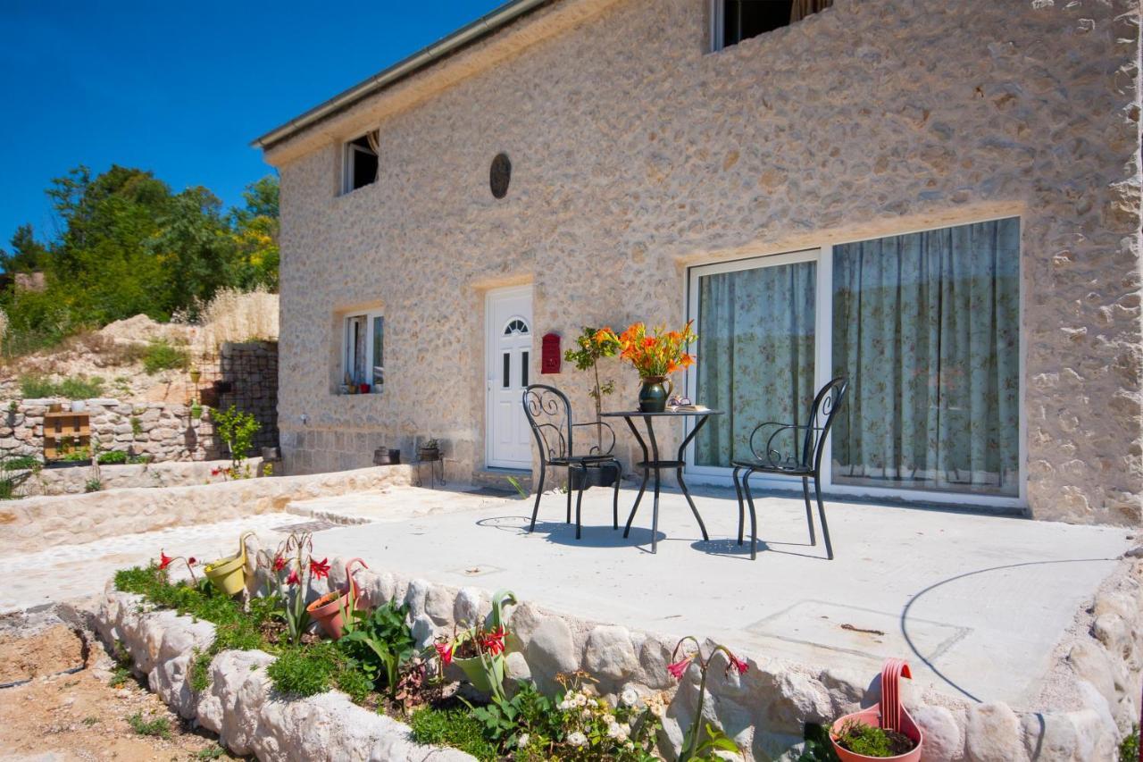 Easy Holiday Skradin Exterior photo